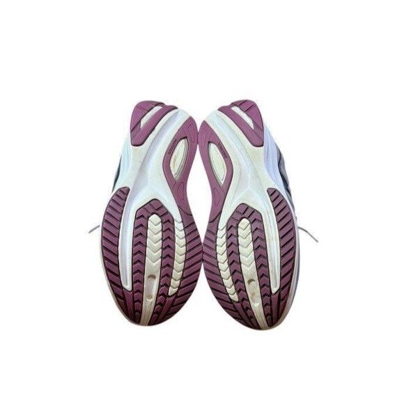 Saucony Women's Athletic Shoes - Light Gray and Pink - Picture 6 of 9